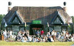 Photo of The Largest Portable Pub - The Hogshead.