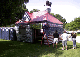 Photo of The Second Smallest Portable Pub - The Kilderkin.